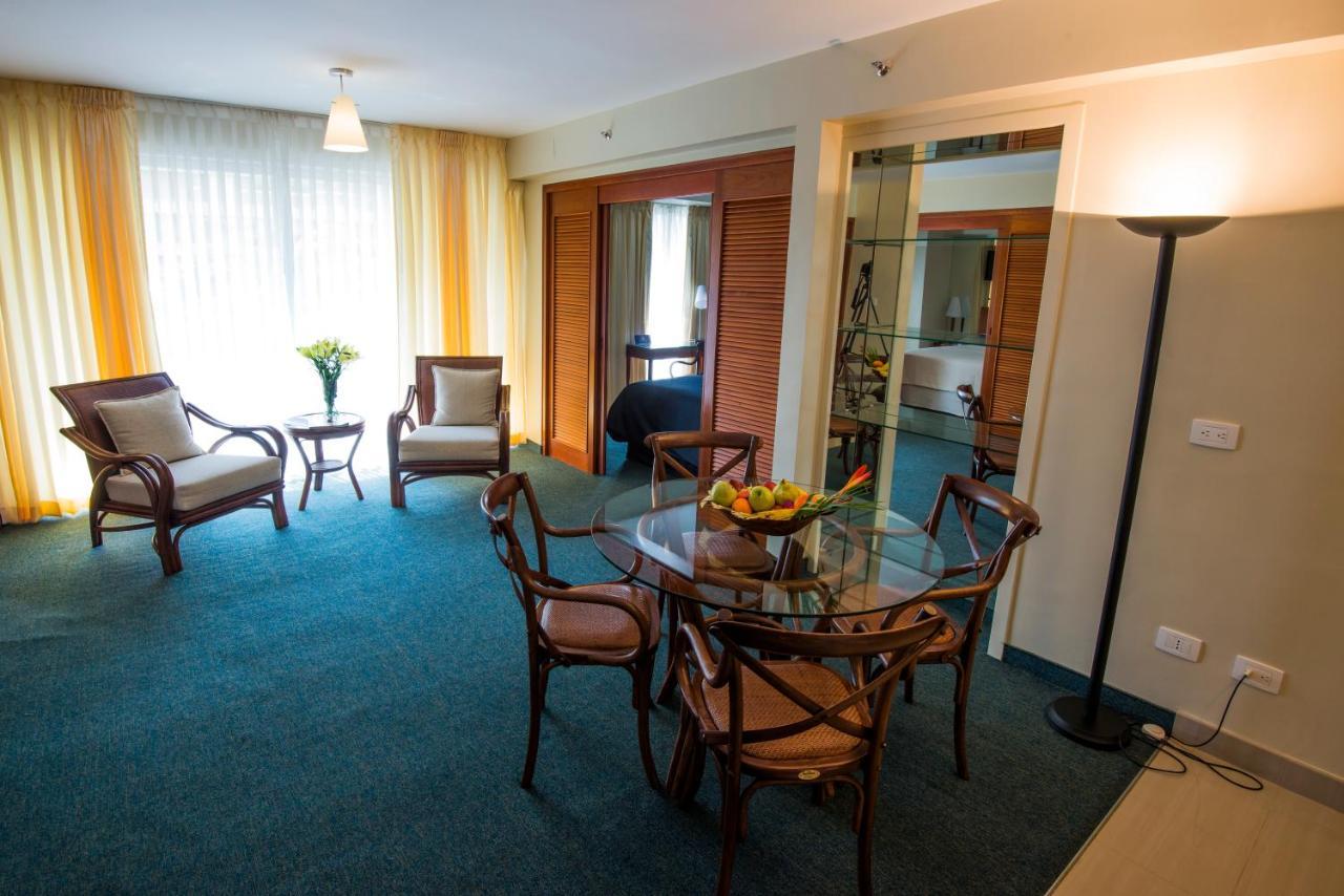 Hotel Altamira Suites カラカス エクステリア 写真